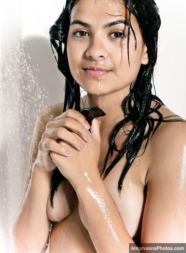 https://www.antarvasnaphotos2.com/wp-content/uploads/2022/04/big-boobs-indian-girl-sexy-bathroom-pics-12.jpg