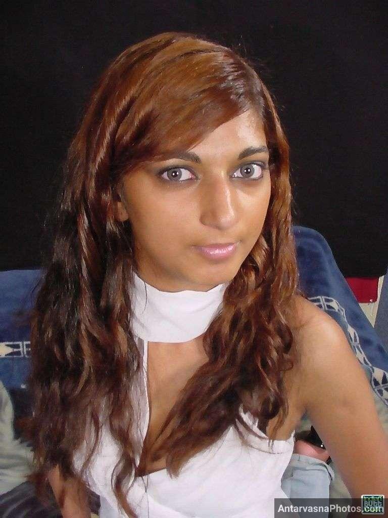 https://www.antarvasnaphotos2.com/wp-content/uploads/2022/04/delhi-sexy-girl-hot-ass-photos-2.jpg