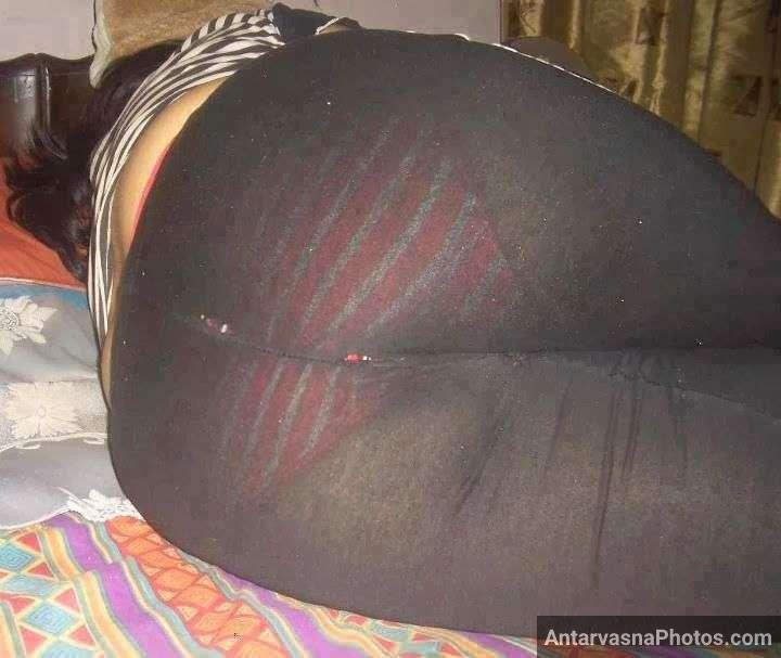 https://www.antarvasnaphotos2.com/wp-content/uploads/2022/04/desi-gaand-salwar-indian-sexy-pics-29.jpg