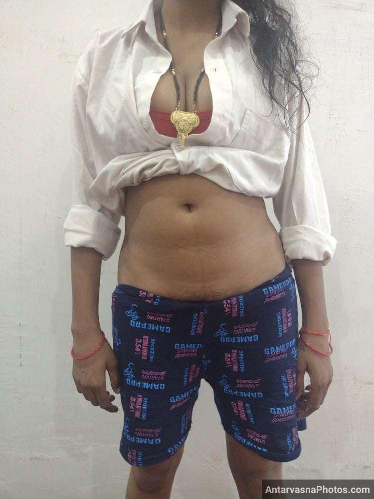 https://www.antarvasnaphotos2.com/wp-content/uploads/2022/06/desi-randi-tight-bra-photos-5.jpg