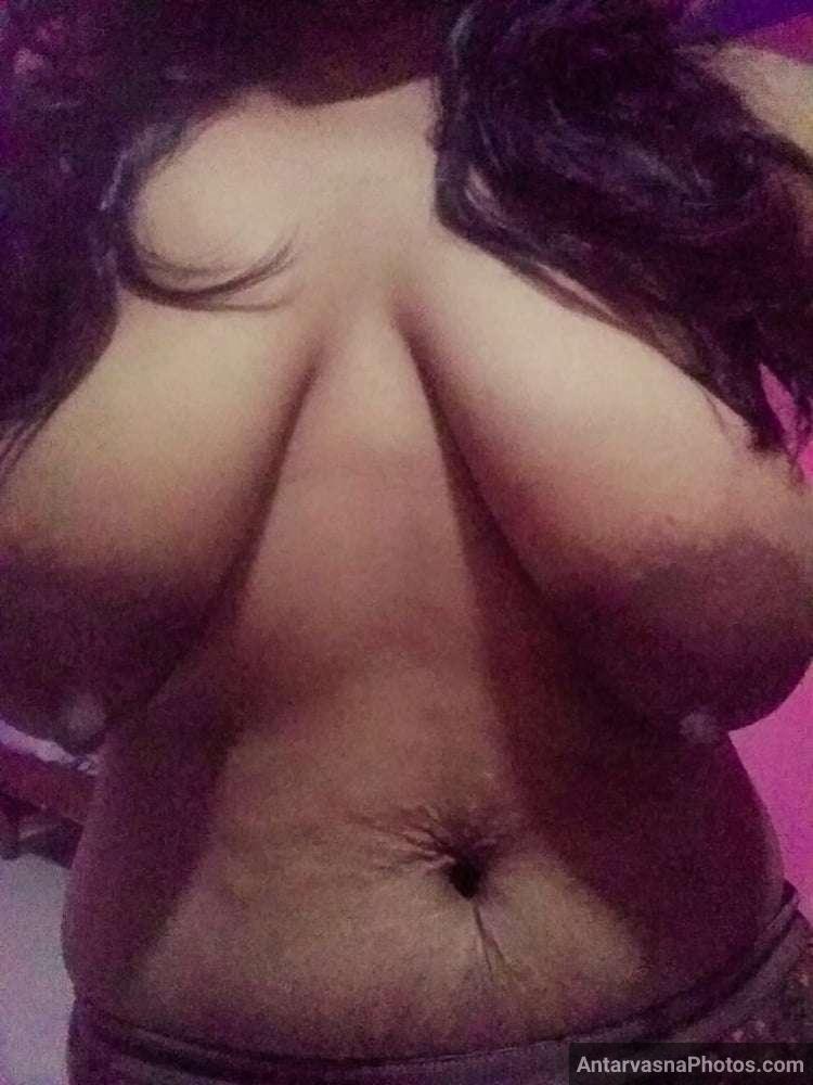 https://www.antarvasnaphotos2.com/wp-content/uploads/2022/06/horny-indian-wife-chut-boobs-pics-6.jpg