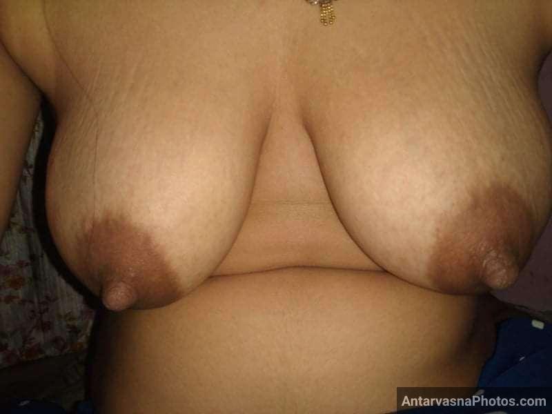 https://www.antarvasnaphotos2.com/wp-content/uploads/2022/08/busty-kanpur-milf-aunty-chuchi.jpg