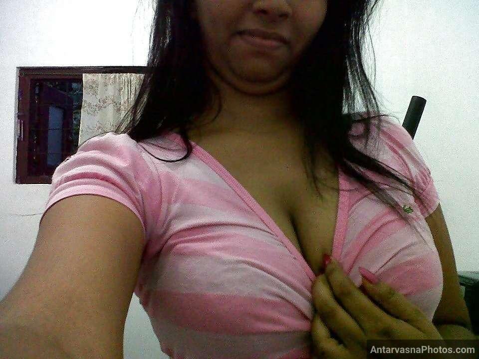 https://www.antarvasnaphotos2.com/wp-content/uploads/2022/09/sexy-kannada-bhabhi-nude-pics-14.jpg