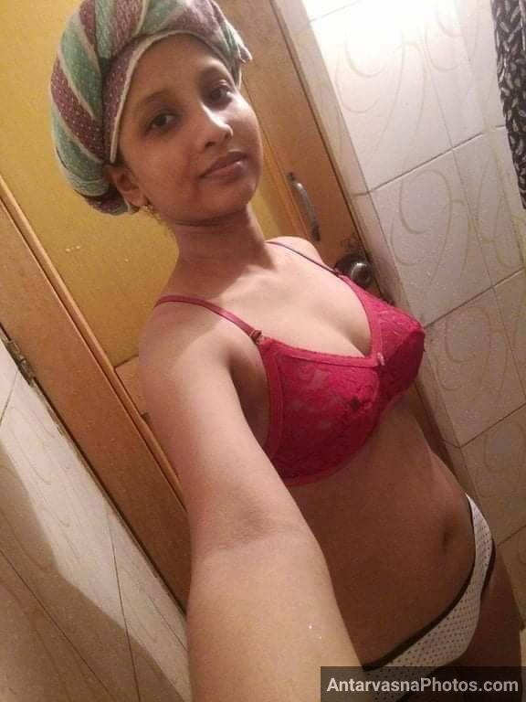 https://www.antarvasnaphotos2.com/wp-content/uploads/2022/12/hot-desi-girl-sexy-selfies.jpg