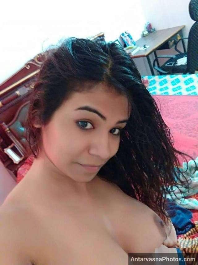 https://www.antarvasnaphotos2.com/wp-content/uploads/2023/02/sexy-boobs-bhabhi-hot-maal-pics.jpg