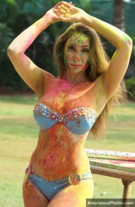 sofiya hayat holi colors hot photo