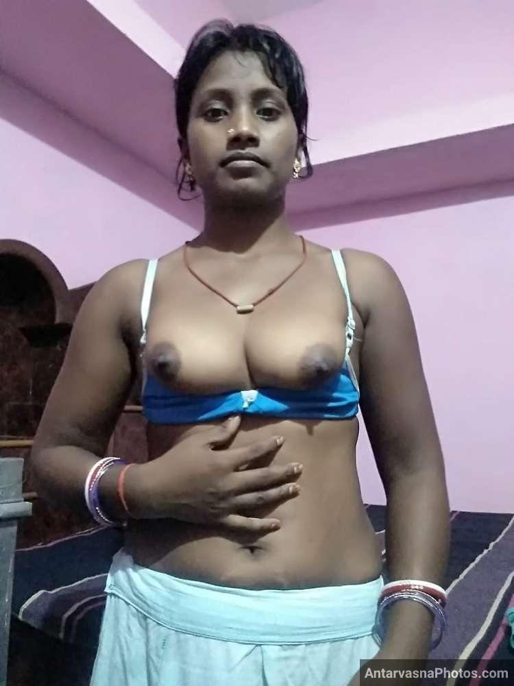 https://www.antarvasnaphotos2.com/wp-content/uploads/2023/05/desi-village-bhabhi-nude-xxx-pics-12.jpg