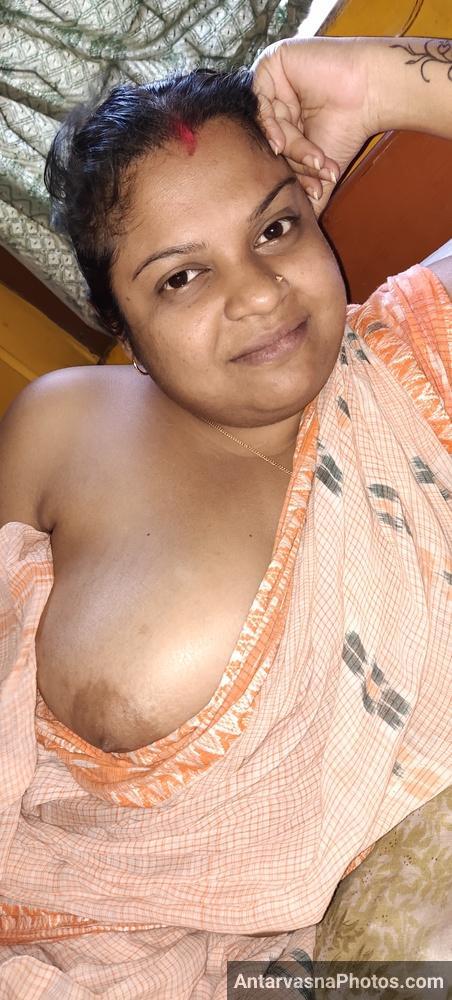 https://www.antarvasnaphotos2.com/wp-content/uploads/2023/05/desi-village-chachi-big-boobs-nudes-7.jpg