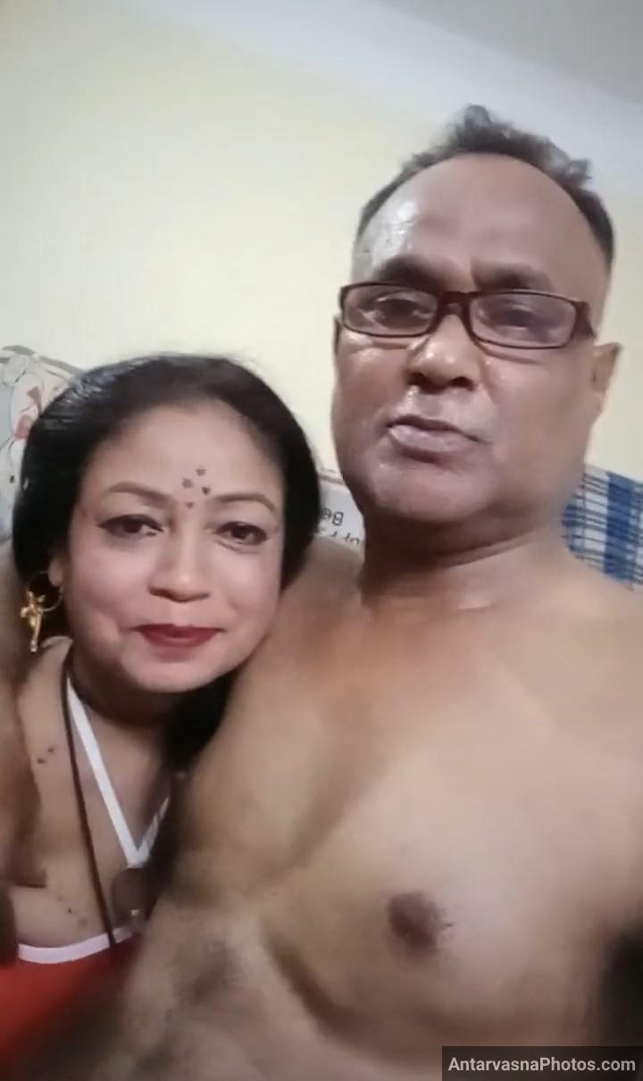 https://www.antarvasnaphotos2.com/wp-content/uploads/2023/06/mature-uncle-aunty-real-desi-sex-pics-12.jpg