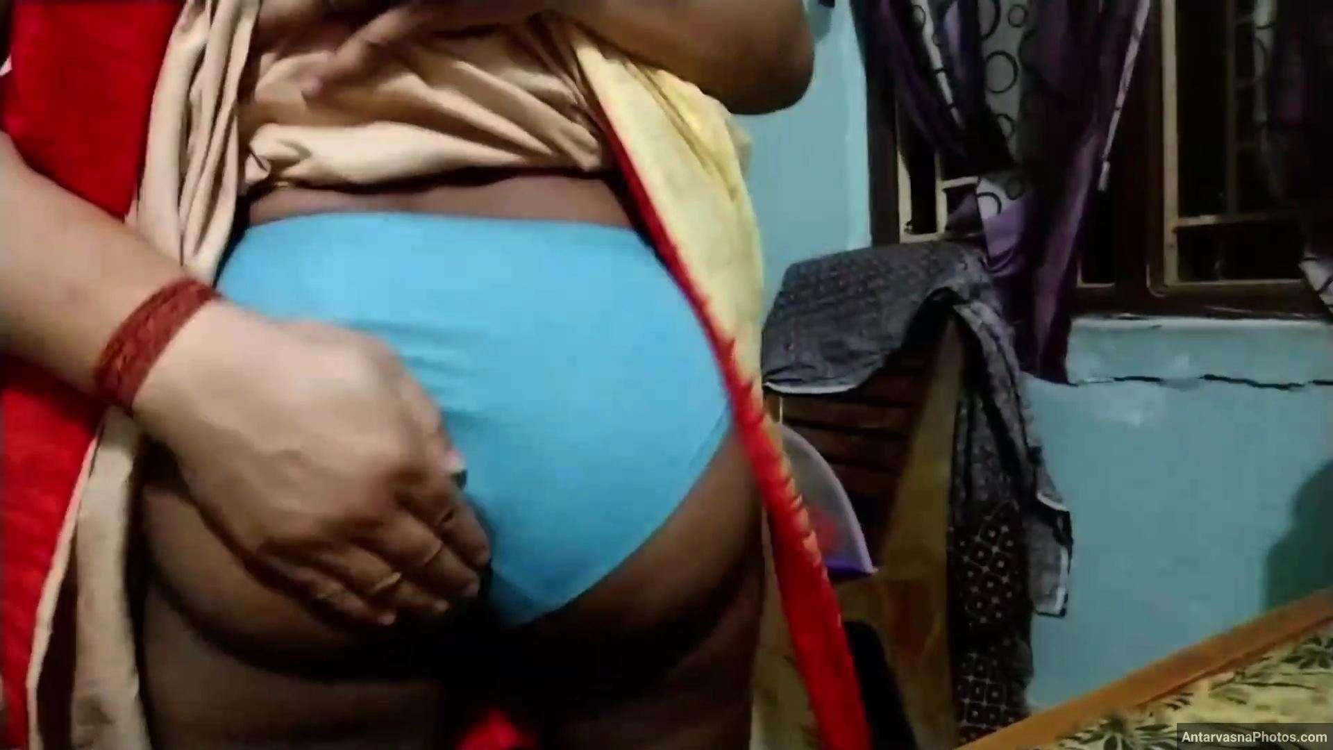 https://www.antarvasnaphotos2.com/wp-content/uploads/2023/09/hot-college-professor-bhabhi-chudai-photos-7.jpg