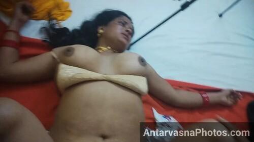 https://www.antarvasnaphotos2.com/wp-content/uploads/2024/03/bengali-housewife-bbw-chut-fuck-pics-13.jpg