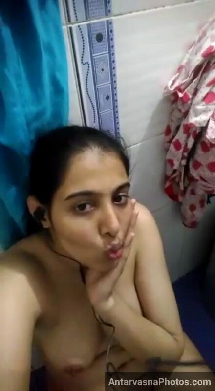 https://www.antarvasnaphotos2.com/wp-content/uploads/2024/03/punjabi-girl-nude-sex-chatting-photos-2.jpg