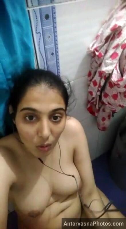 https://www.antarvasnaphotos2.com/wp-content/uploads/2024/03/punjabi-girl-nude-sex-chatting-photos-3.jpg