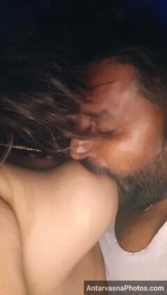 rich delhi aunty boobs sucking pics 2