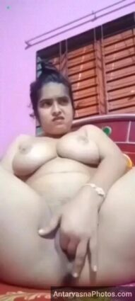 sindhi bhabhi juicy chut me ungli ke pics 5